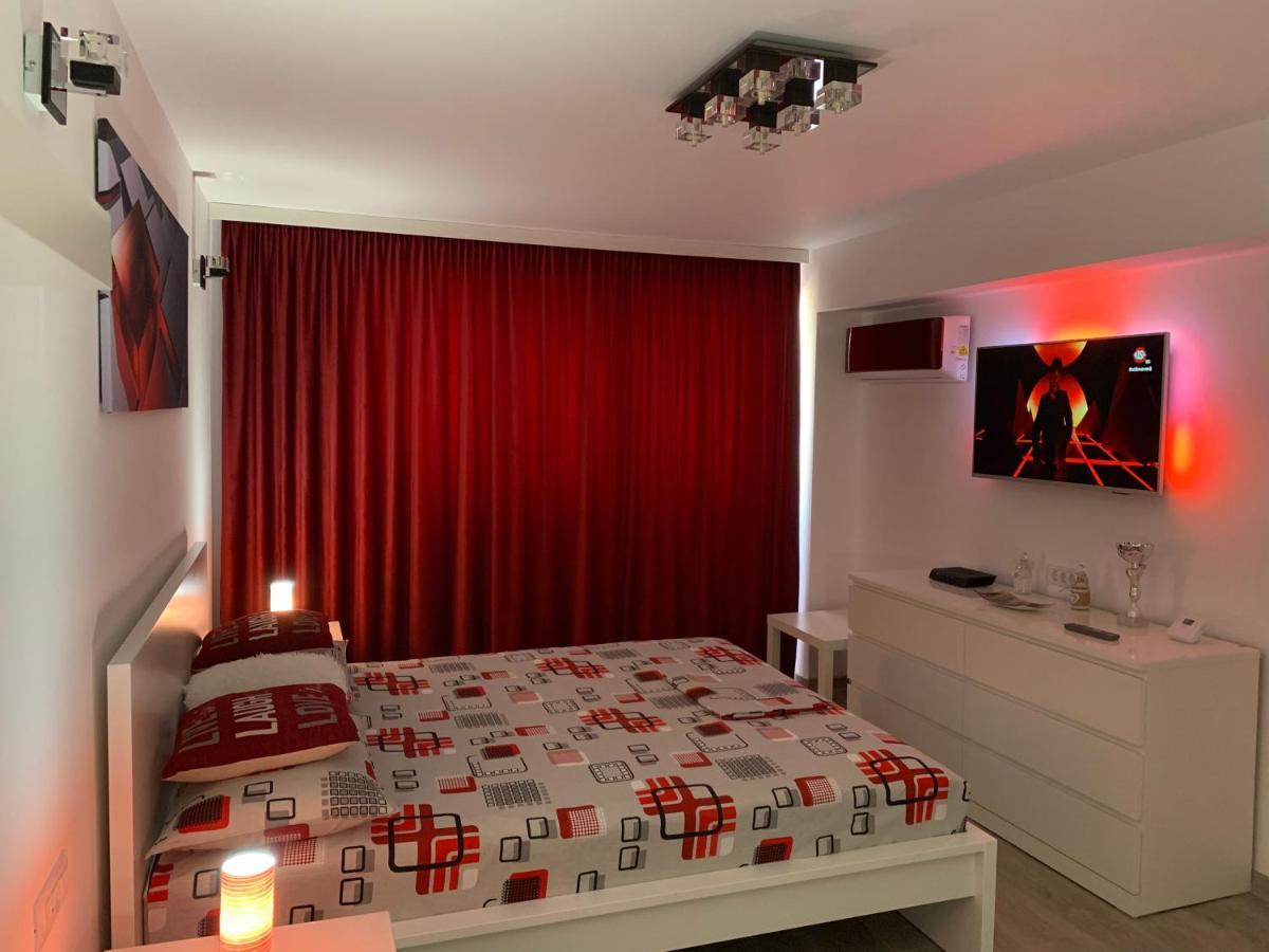 Mery Apartment Галац Экстерьер фото