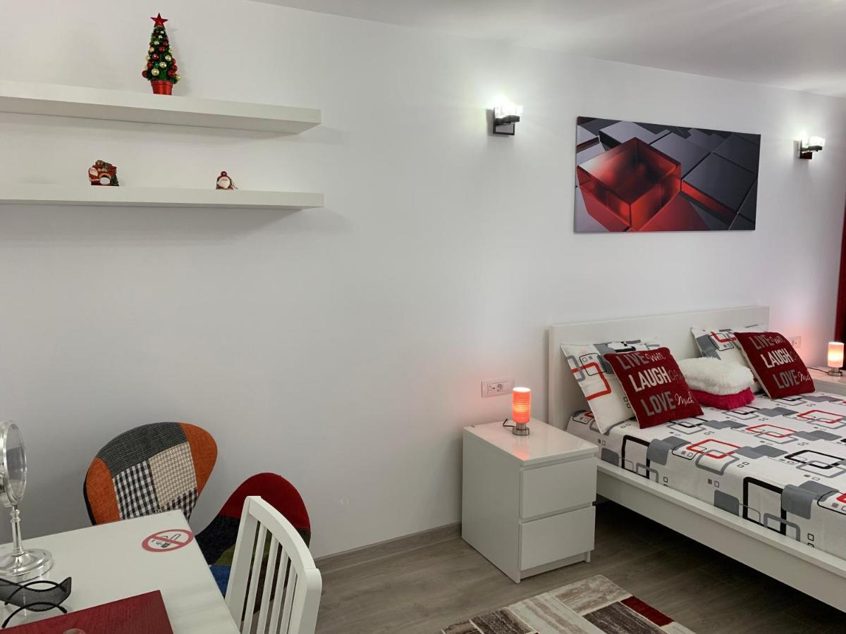 Mery Apartment Галац Экстерьер фото