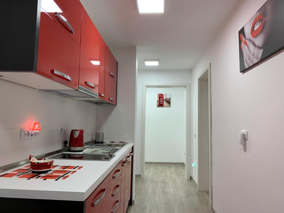 Mery Apartment Галац Экстерьер фото