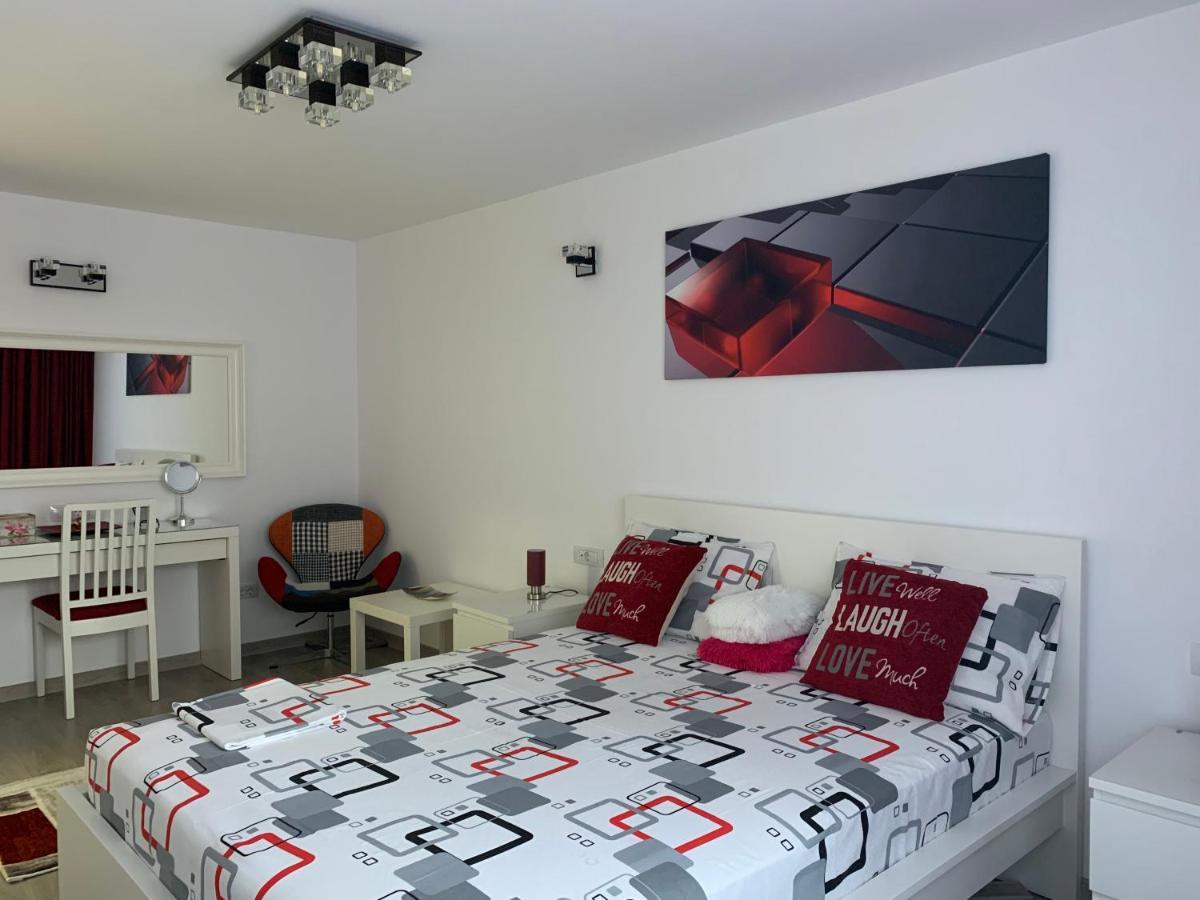 Mery Apartment Галац Экстерьер фото
