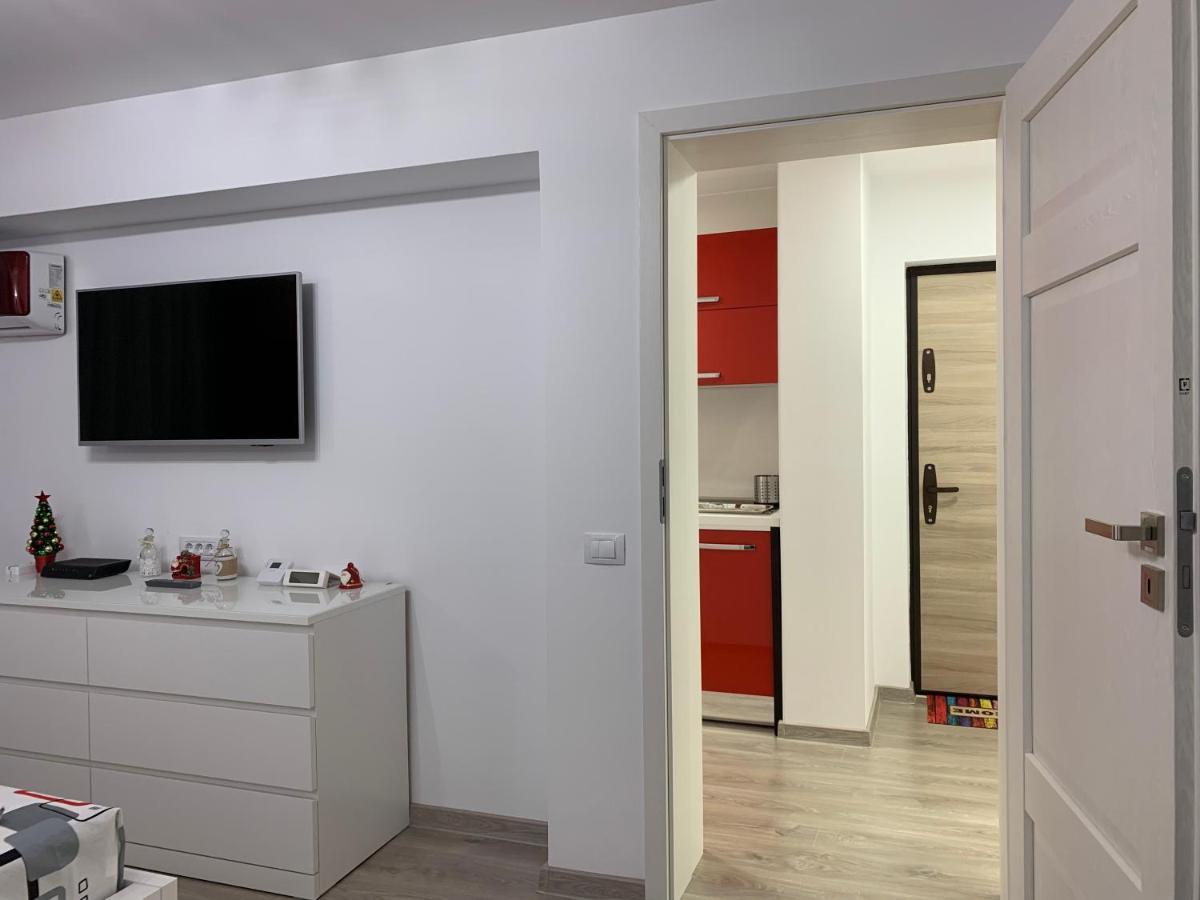 Mery Apartment Галац Экстерьер фото
