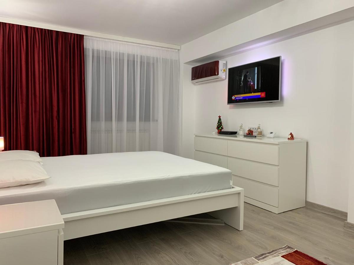 Mery Apartment Галац Экстерьер фото