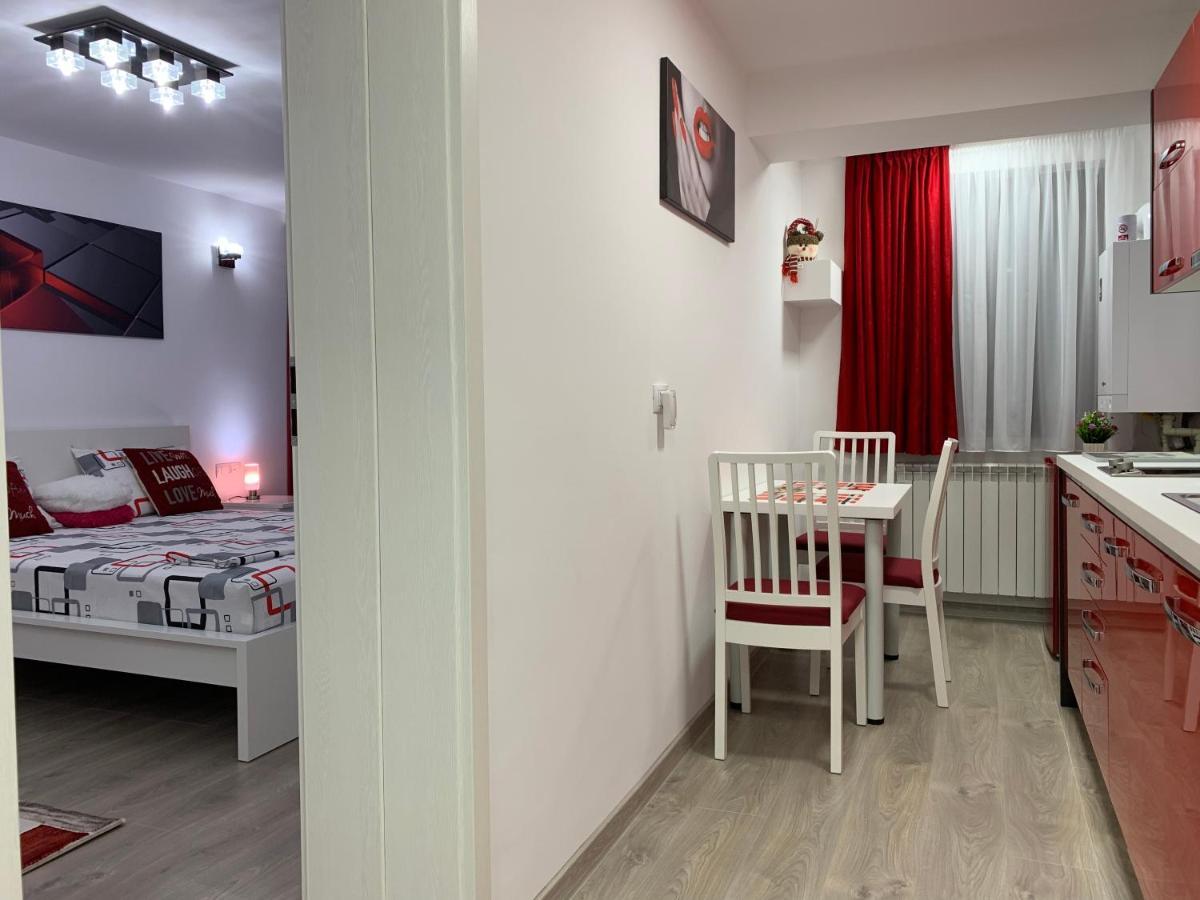 Mery Apartment Галац Экстерьер фото